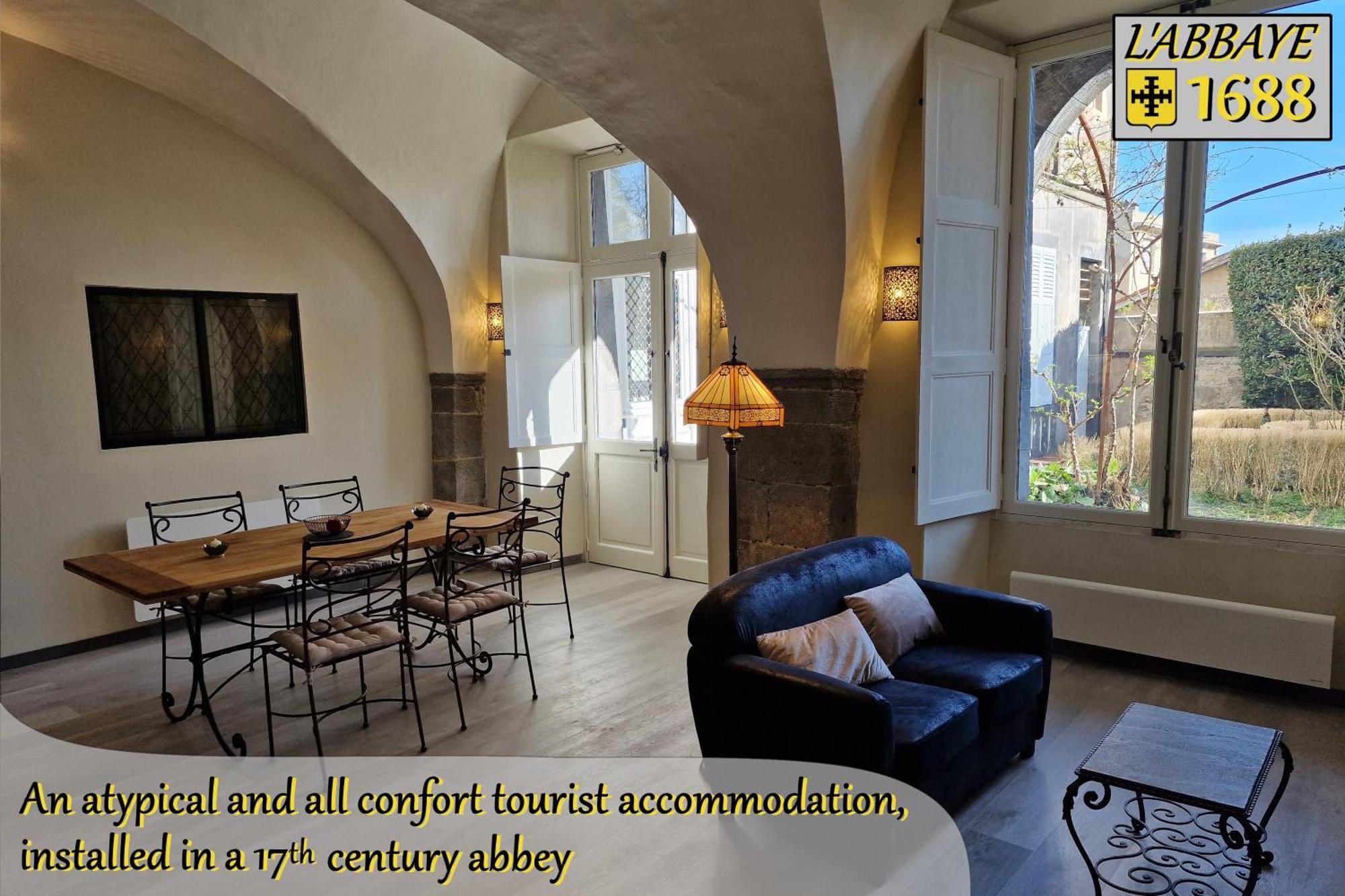 L'abbaye 1688 Holiday home *